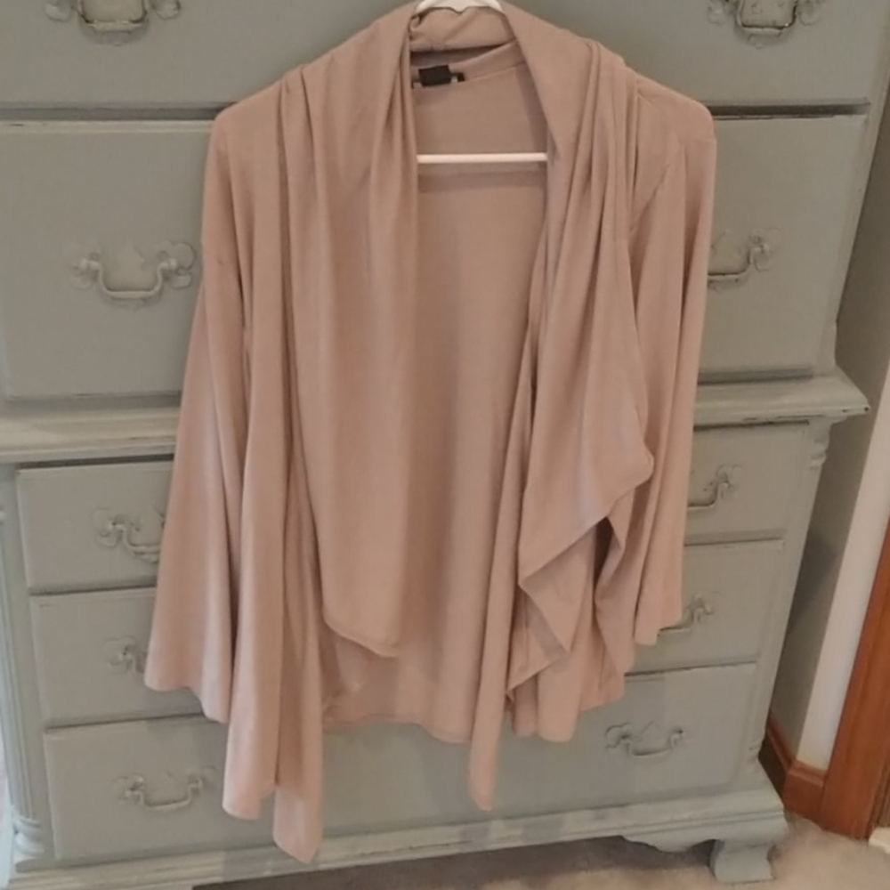 Natori open high low cardigan